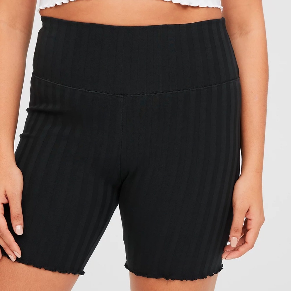 NWT Offline By Aerie Women's Black Bike Shorts